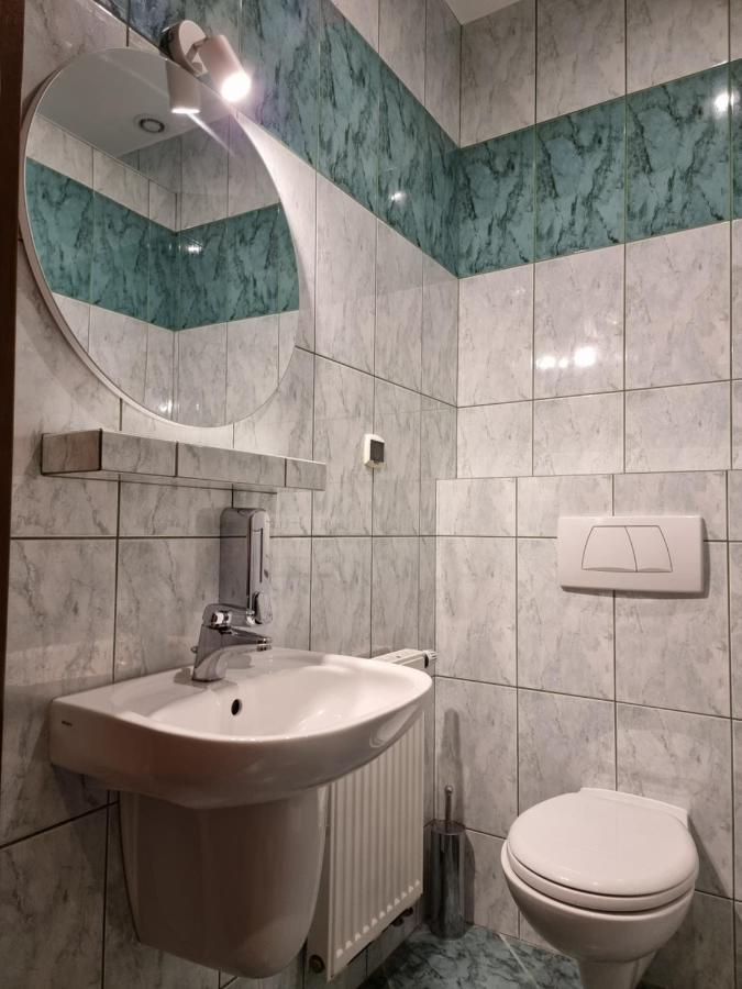 Hotel Jola Вжешня Екстер'єр фото